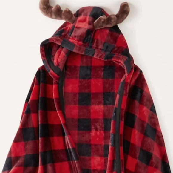 Abercrombie hooded blanket - Picture 2 of 7